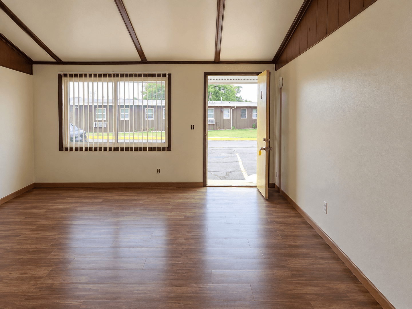 Wisconsin Rapids Apartment: 4750 8th Street S.