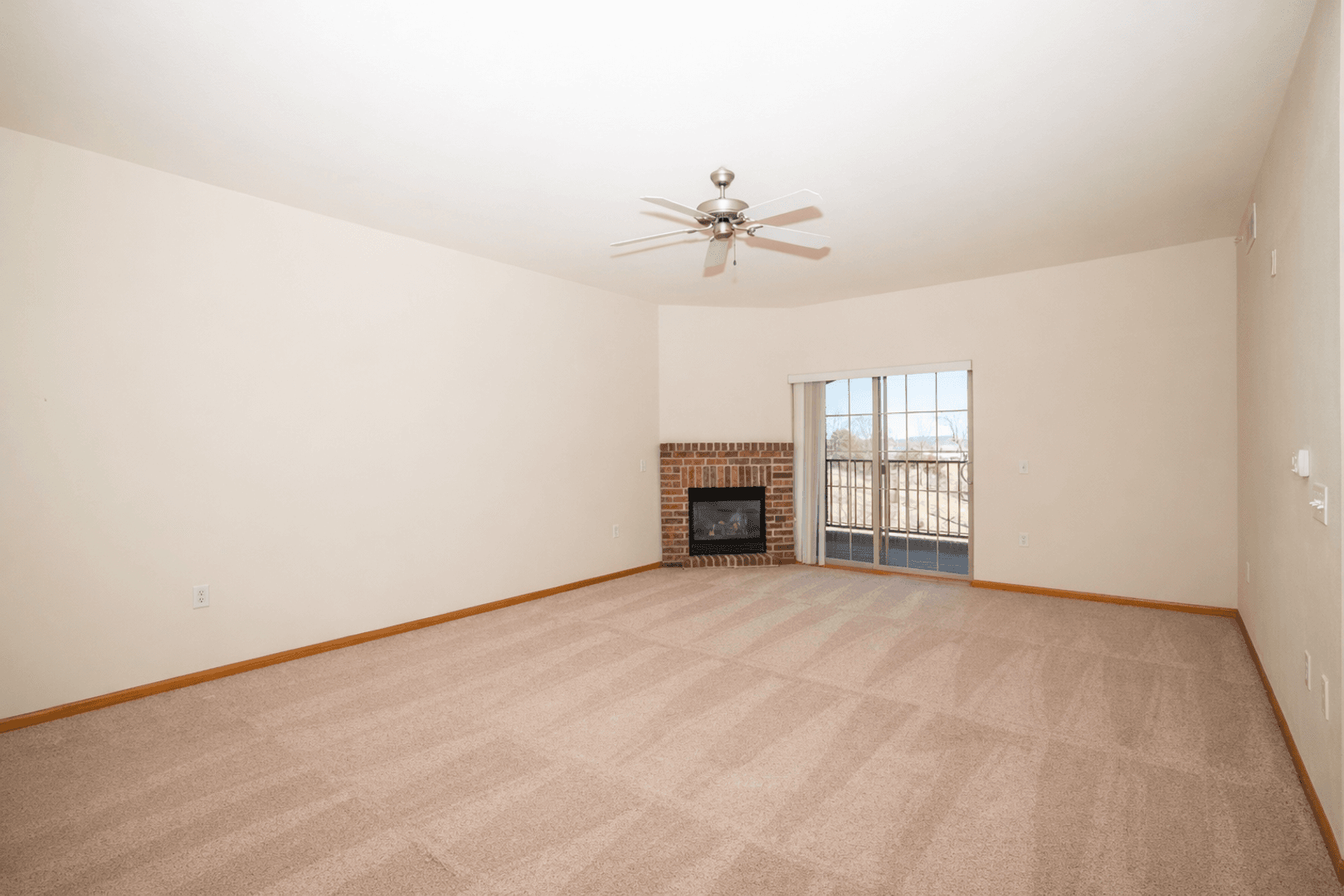 BARABOO Apartment: 915 ELLIS Avenue