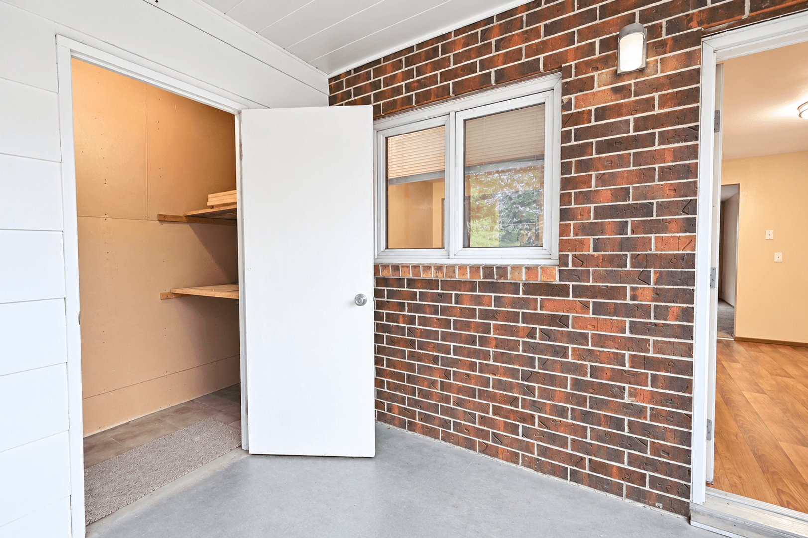 Dubuque Apartment: 2975-2995 Wildwood Drive