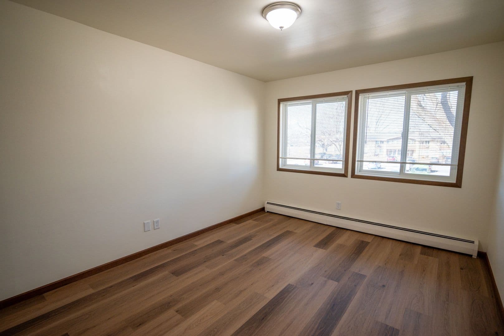 Madison Apartment: 1001-1009 GILBERT ROAD