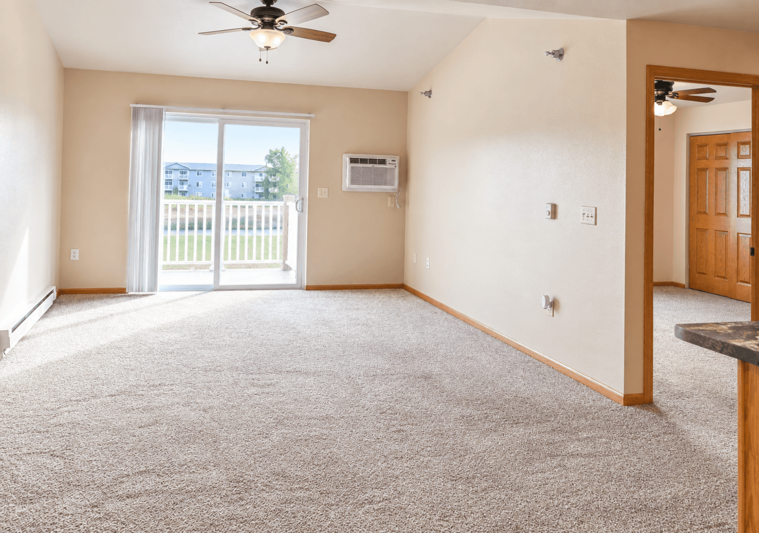 Tomah Apartment: 1010-1028 Berry Avenue