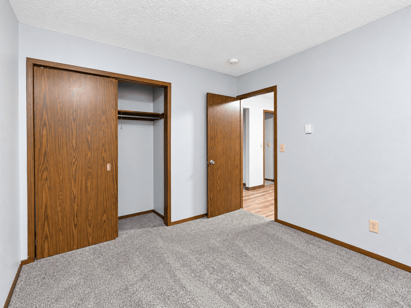Dubuque Apartment: 2975-2995 Wildwood Drive