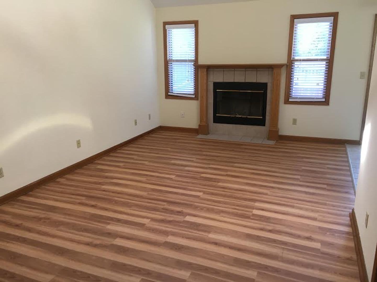 Lawrence Townhome: 4400-4447 Adam Avenue