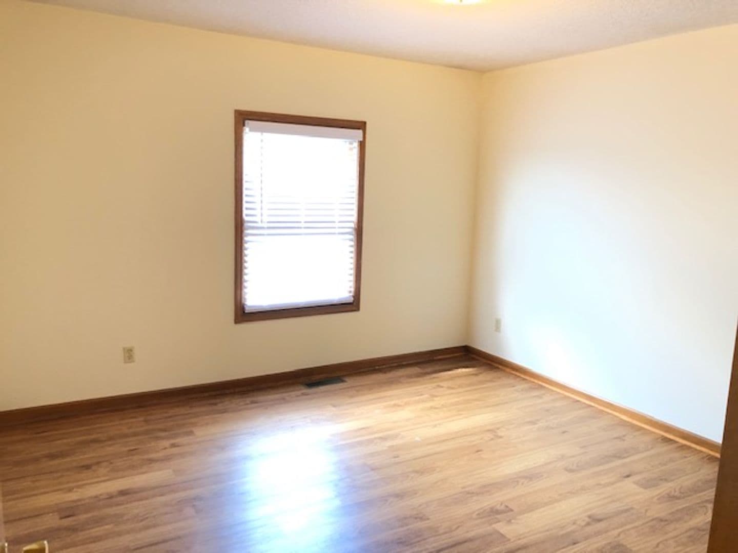 Lawrence Townhome: 4400-4447 Adam Avenue