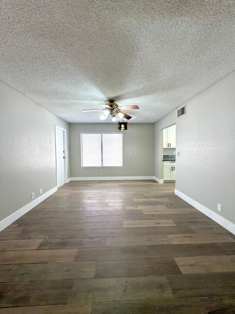 Las Vegas House: 6950 Wedgewood Way