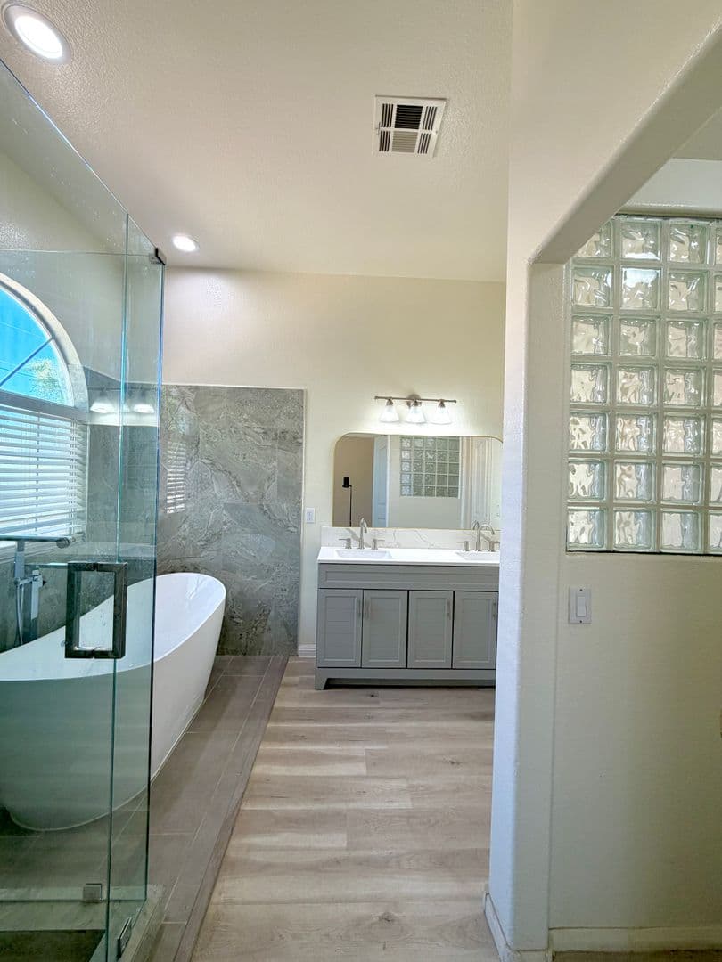Las Vegas House: 6216 Pride Ln