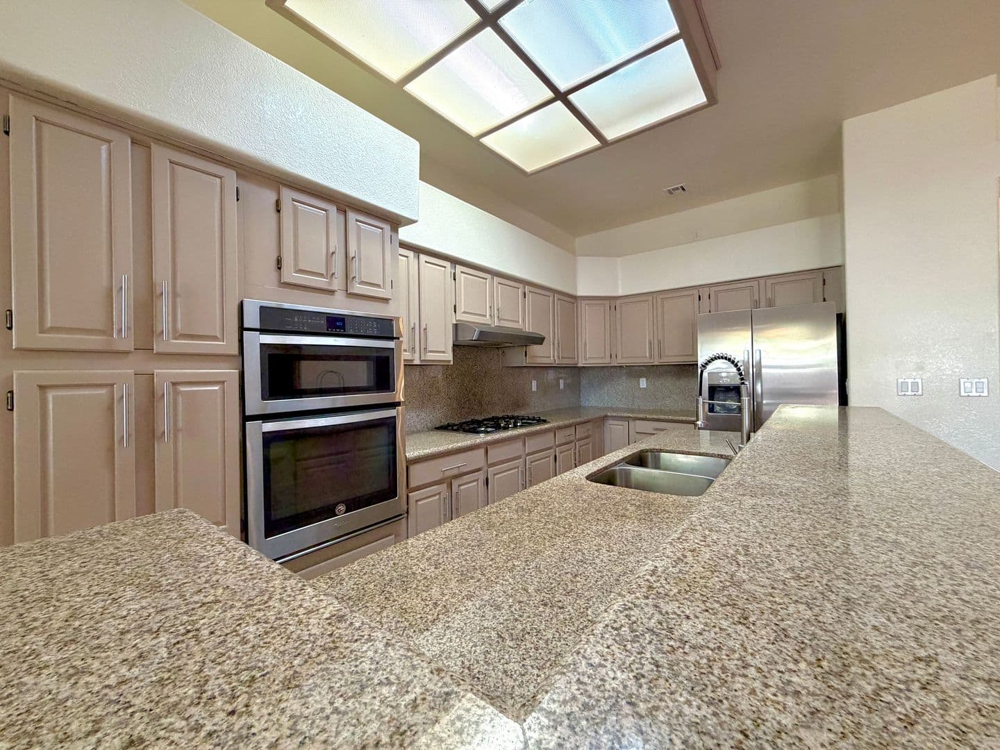 Las Vegas House: 6216 Pride Ln