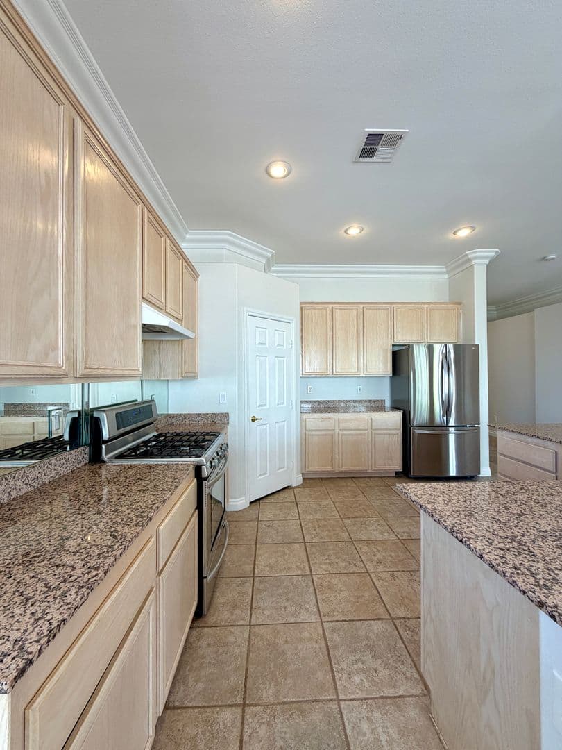 Las  Vegas House: 322 Turtle Peak Ave