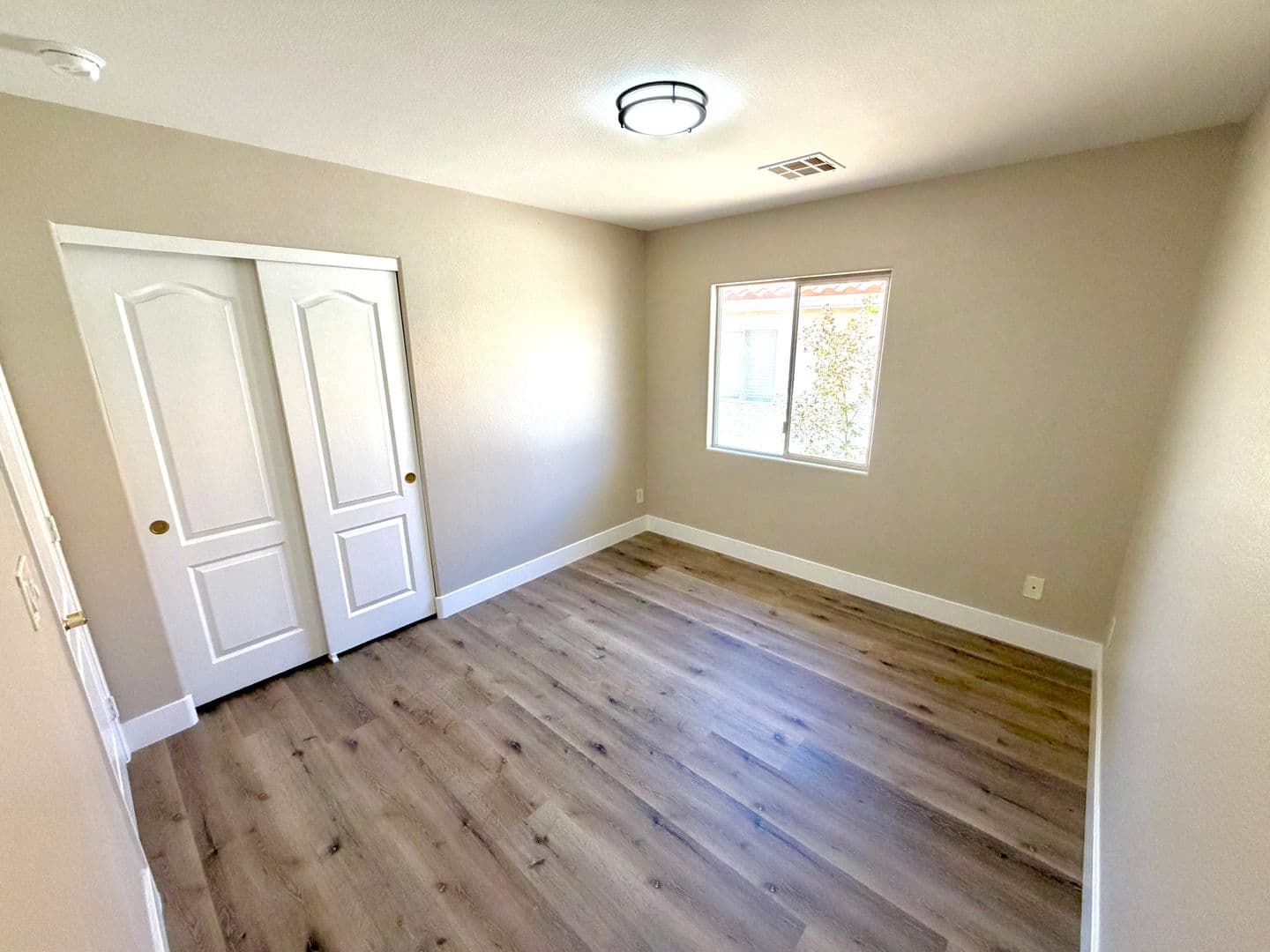 Henderson House: 2278 Chestnut Ranch Ave