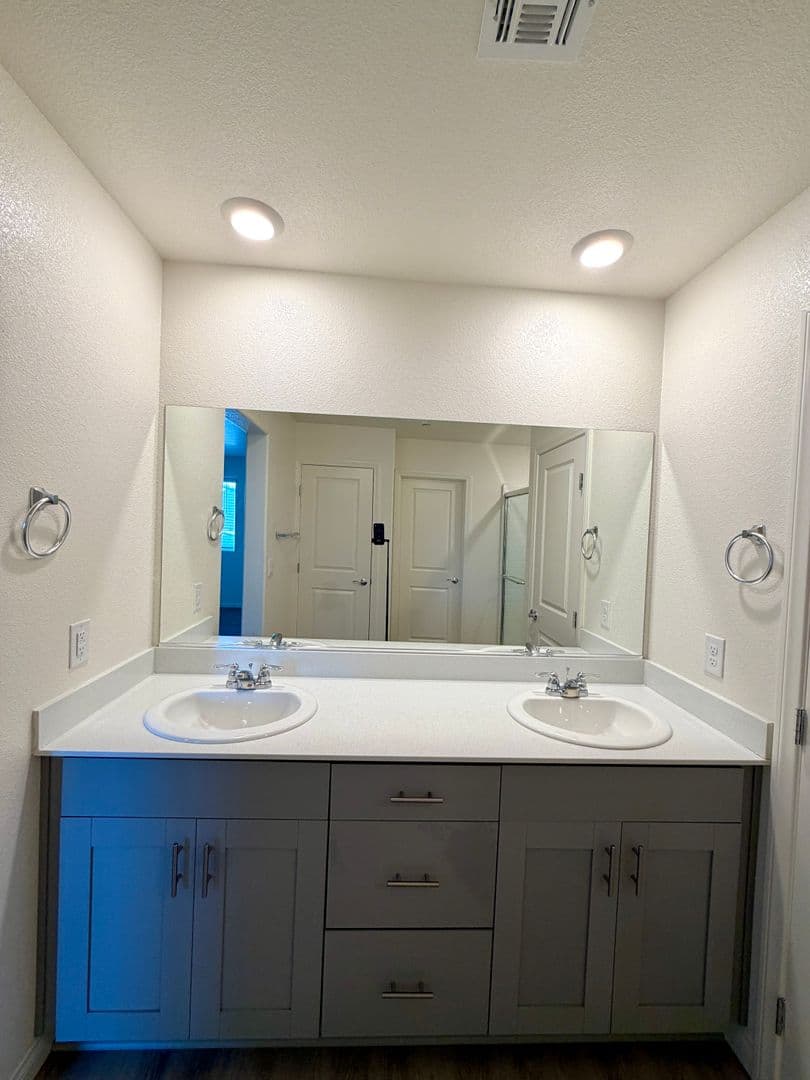 Las Vegas House: 10051 Indigo Cliffs St