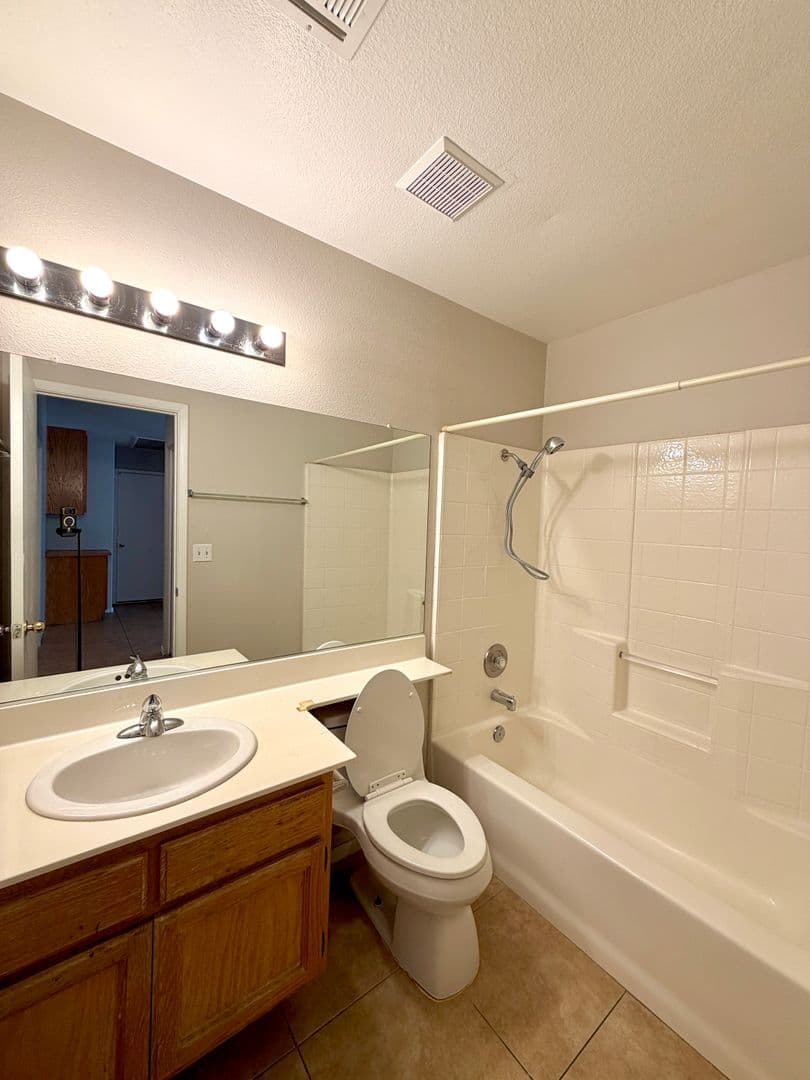 Las Vegas House: 7766 Little Valley Ave.,
