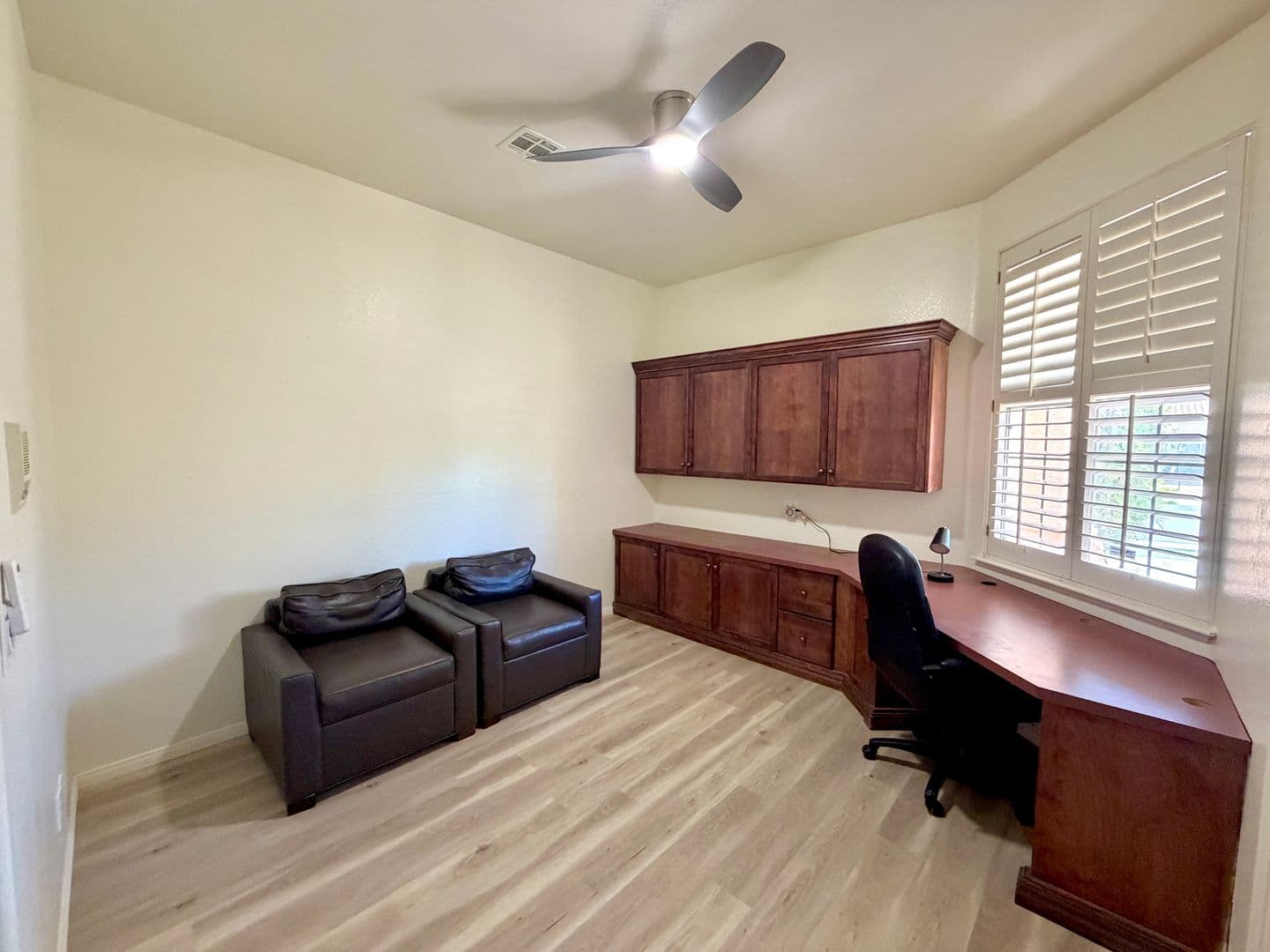 Las Vegas House: 6216 Pride Ln