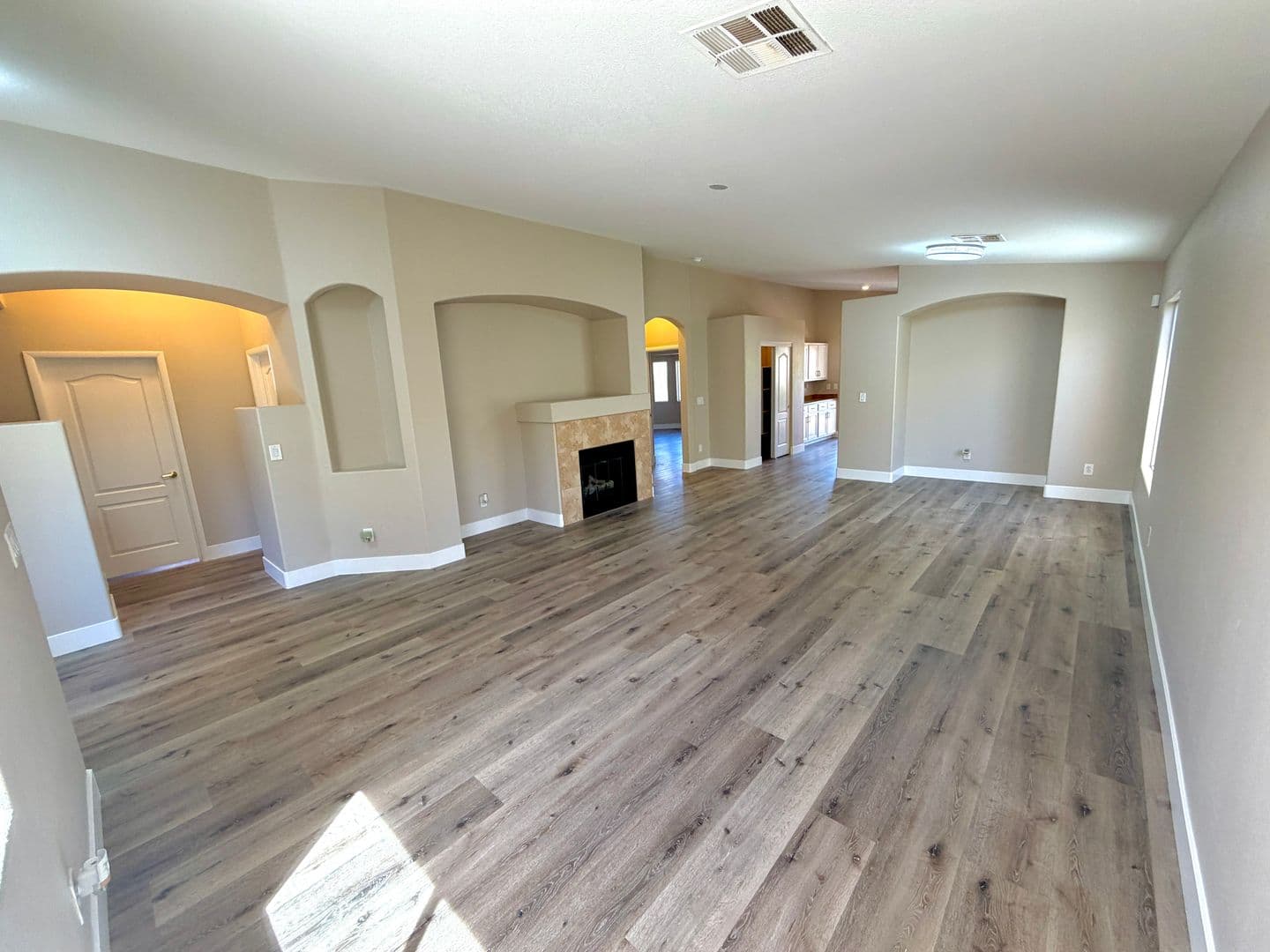 Henderson House: 2278 Chestnut Ranch Ave