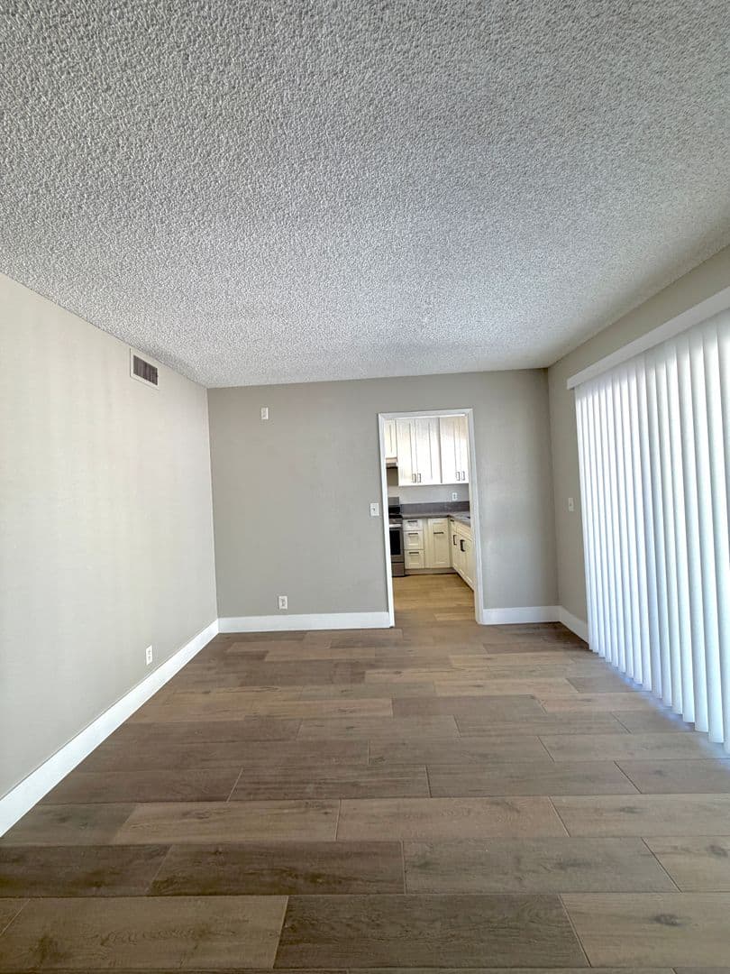 Las Vegas House: 6950 Wedgewood Way