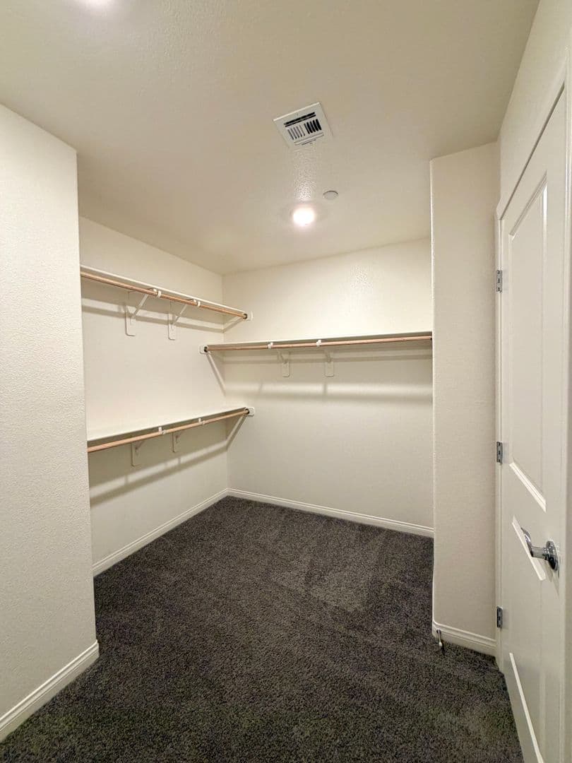 Las Vegas House: 10051 Indigo Cliffs St