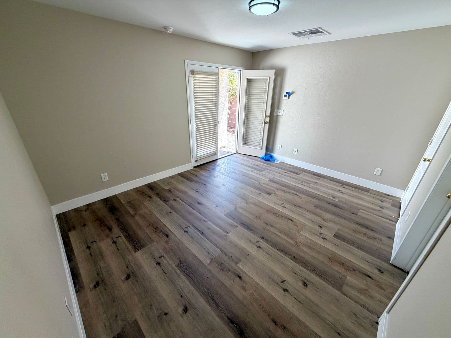 Henderson House: 2278 Chestnut Ranch Ave