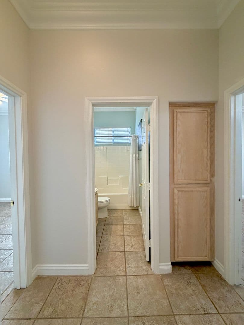 Las  Vegas House: 322 Turtle Peak Ave