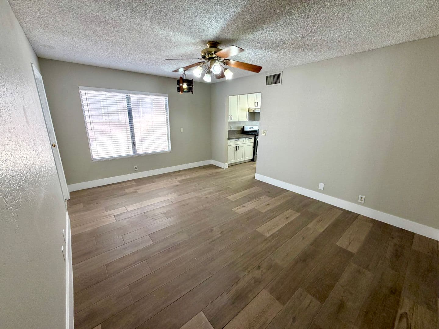 Las Vegas House: 6950 Wedgewood Way