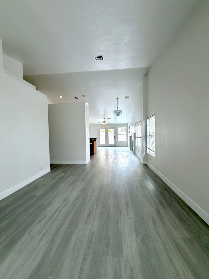 Las Vegas House: 9931 W Cherokee Ave