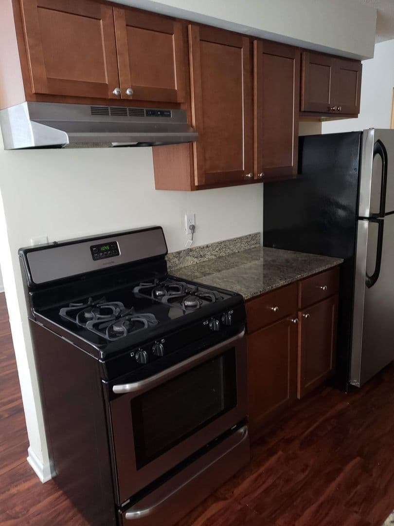 Brooklyn Center Apartment: 6425 Willow Lane