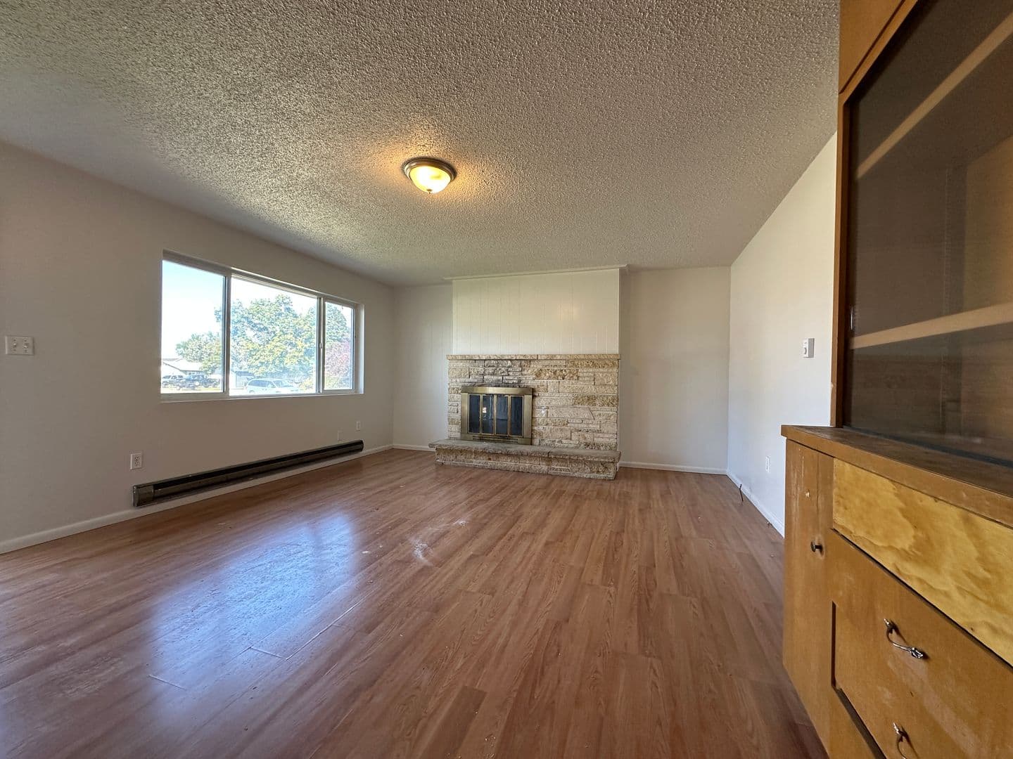 Caldwell Apartment: 1320 Walnut St