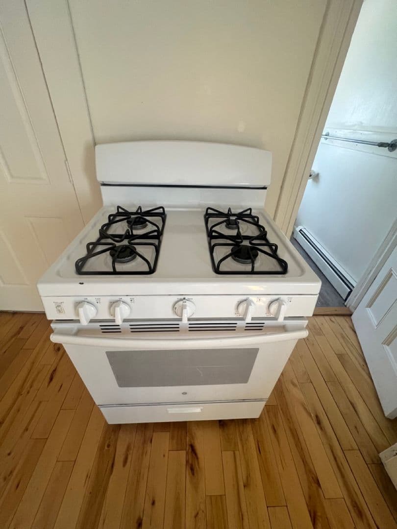 Burlington Apartment: 40 Converse Court