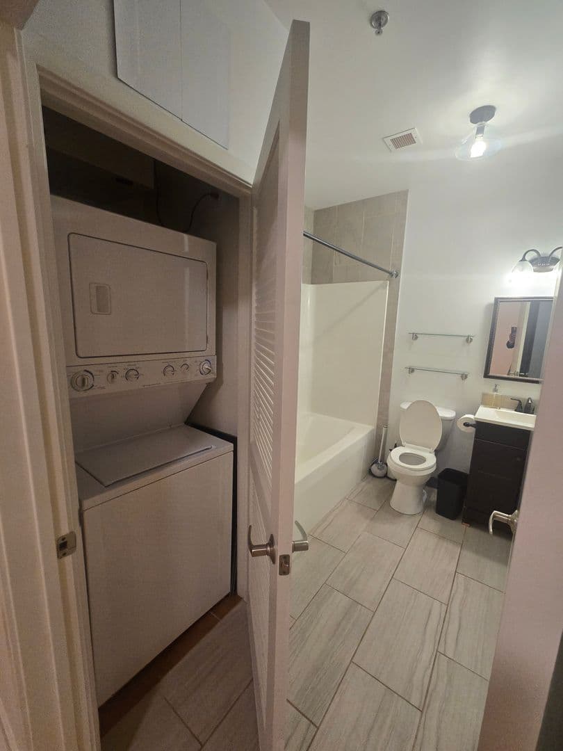 South Burlington House: 410 Farrell Street Unit 111