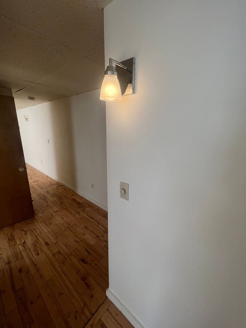 Burlington Apartment: 40 Converse Court