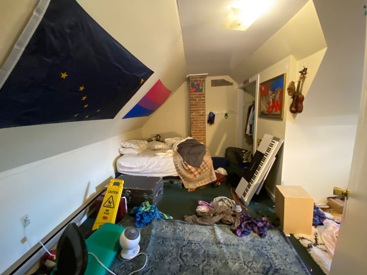 Burlington Apartment: 135 Loomis Street