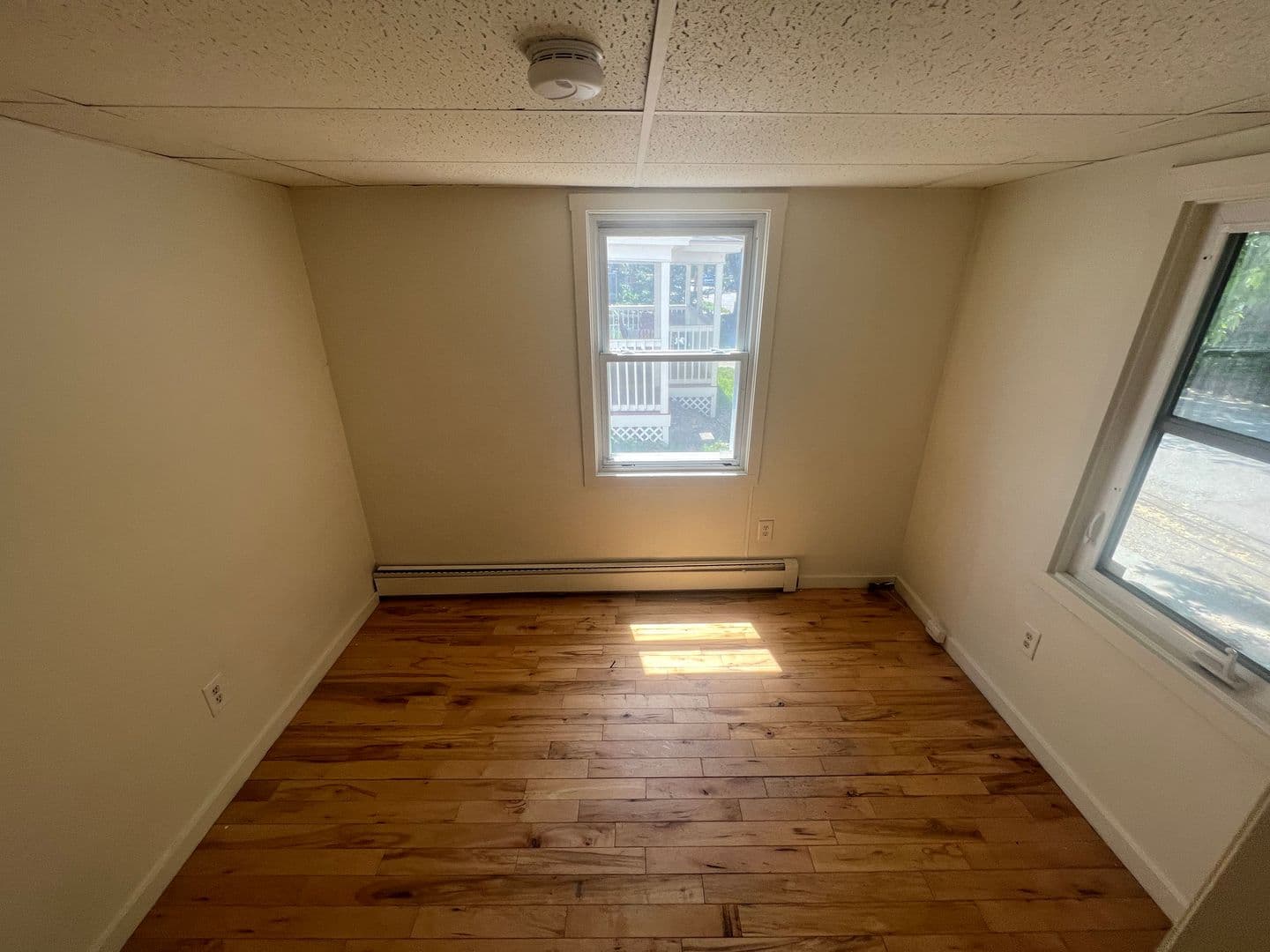 Burlington Apartment: 40 Converse Court