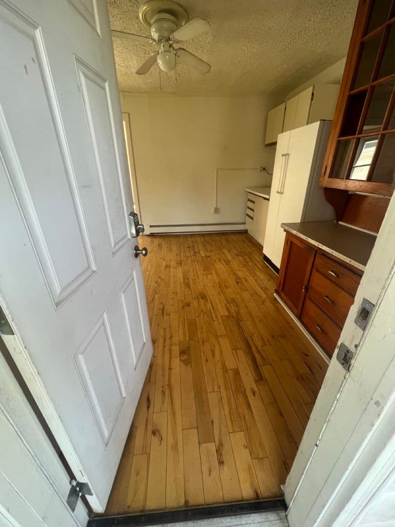 Burlington Apartment: 40 Converse Court