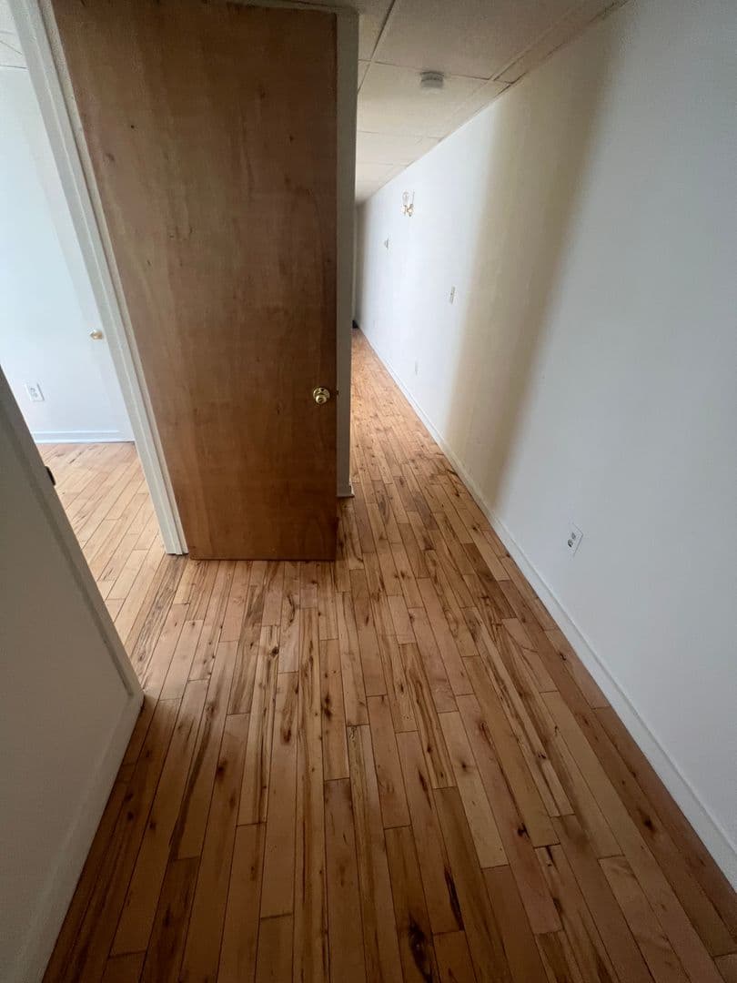 Burlington Apartment: 40 Converse Court