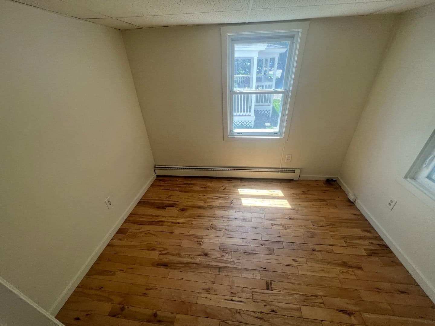 Burlington Apartment: 40 Converse Court