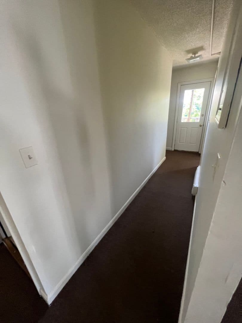 Burlington Apartment: 66 Hungerford Terrace