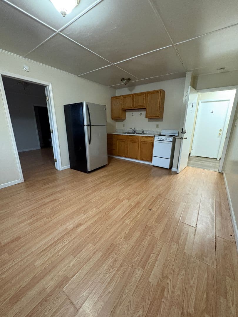 Glenville Apartment: 103 Conrad Court
