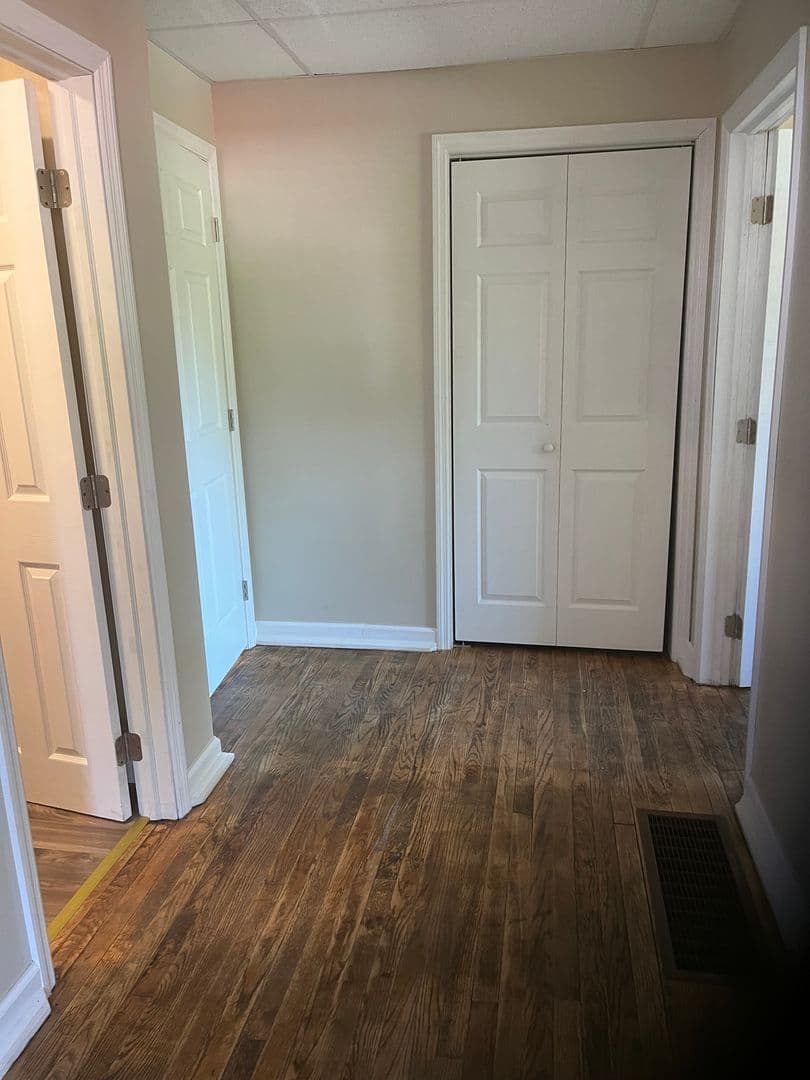 Glenville Apartment: 9-11 W. Main St.