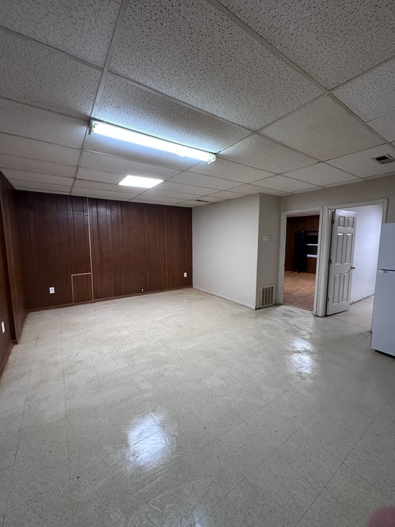 Buckhannon Apartment: 34 E Main St.