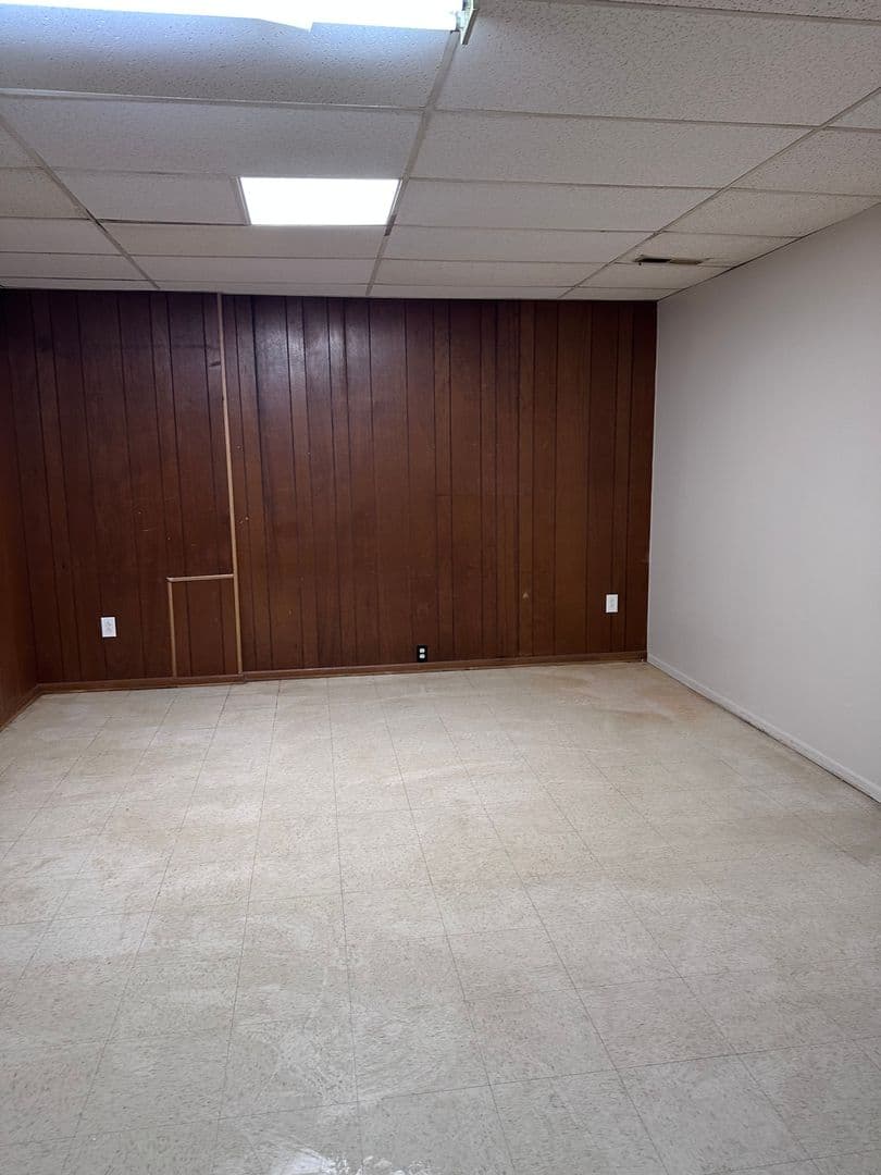 Buckhannon Apartment: 34 E Main St.