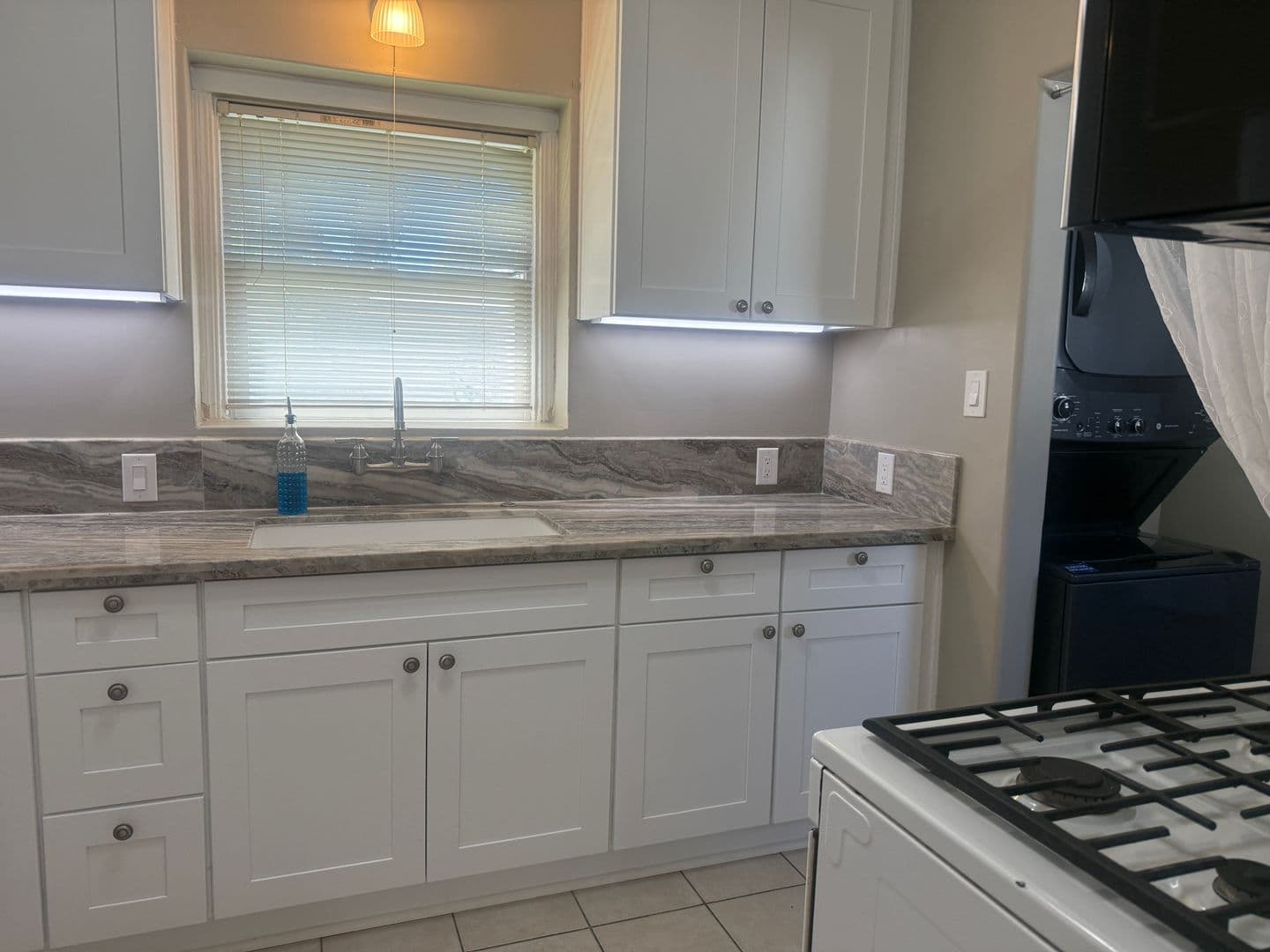 Modesto House: 129 Kimble st