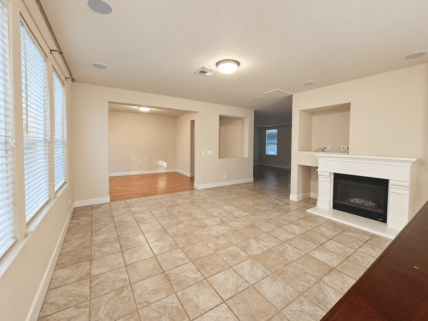 Los Banos House: 2349 S. Rock Creek Dr