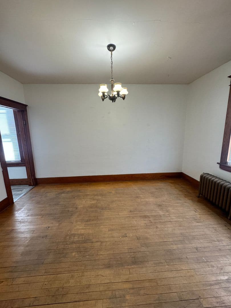 Amsterdam Apartment: 38 CRANE ST. AMSTERDAM, NY 12010