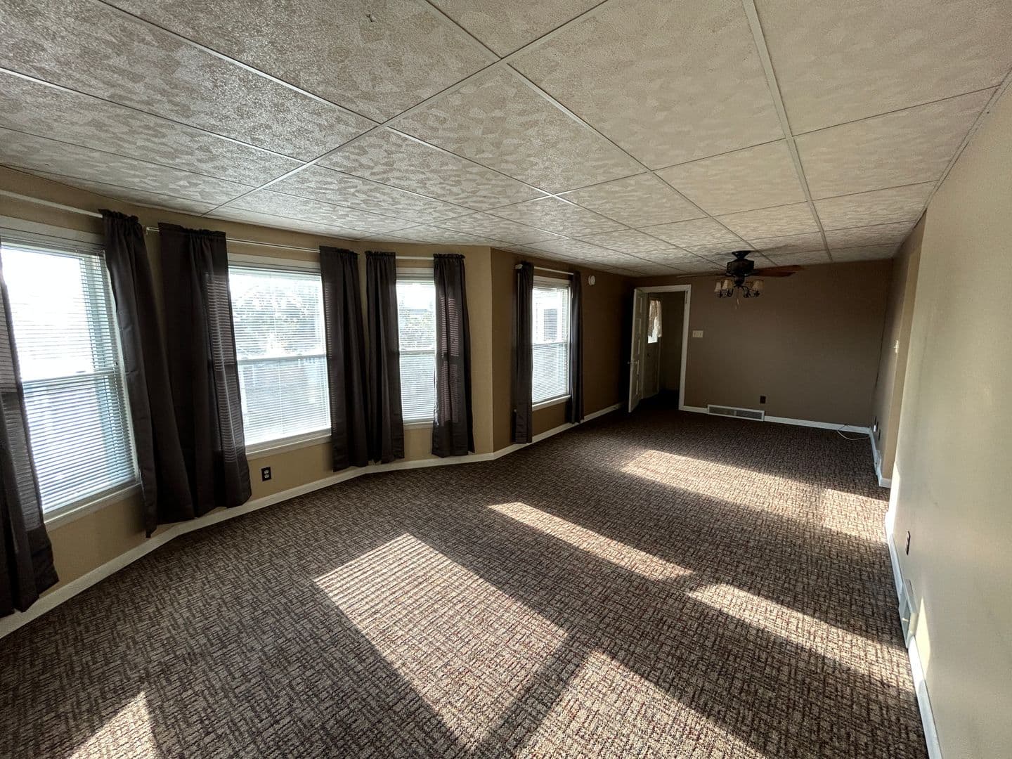 Amsterdam Apartment: 13 MCCLELLAN AVE. AMSTERDAM, NY 12010