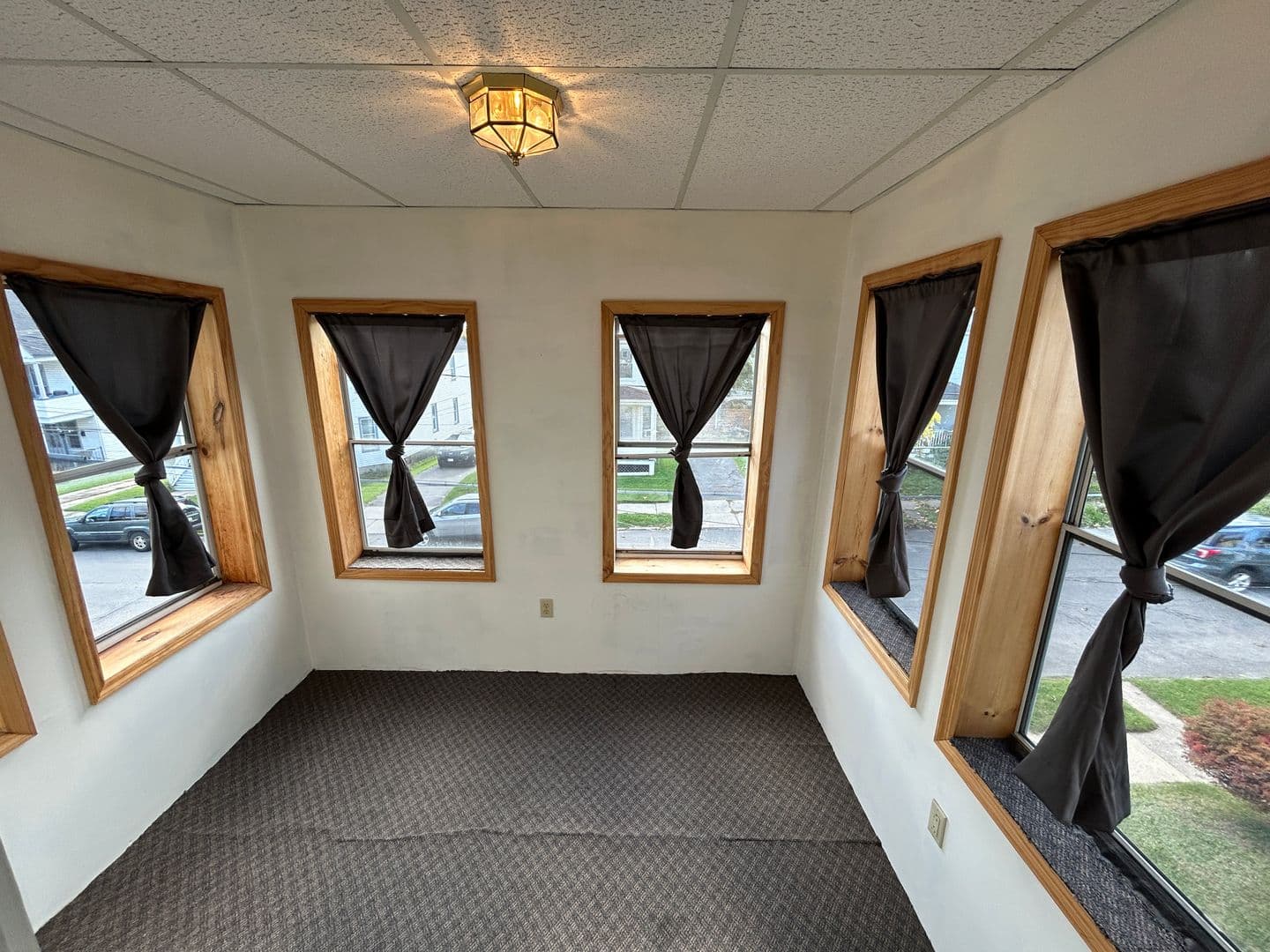 Amsterdam Apartment: 13 MCCLELLAN AVE. AMSTERDAM, NY 12010