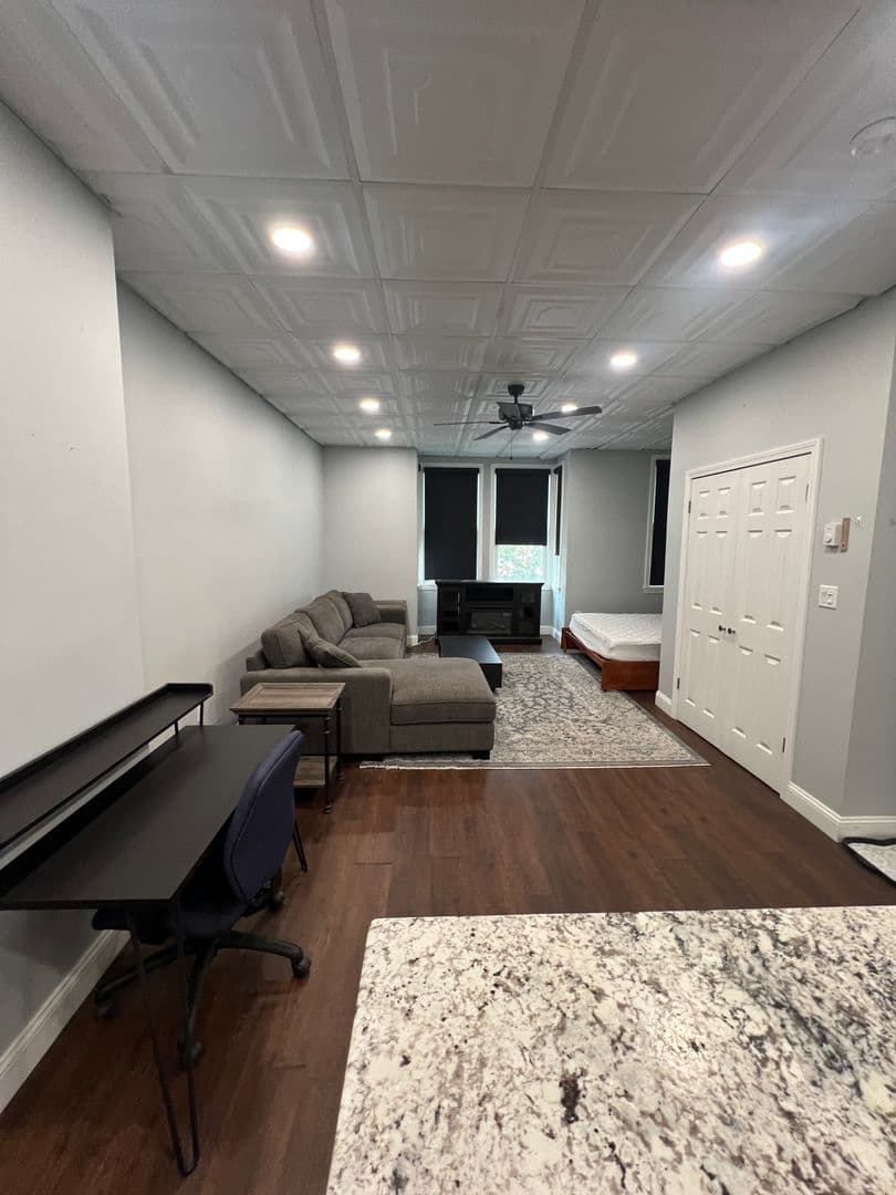 Johnstown Apartment: 4 S William St