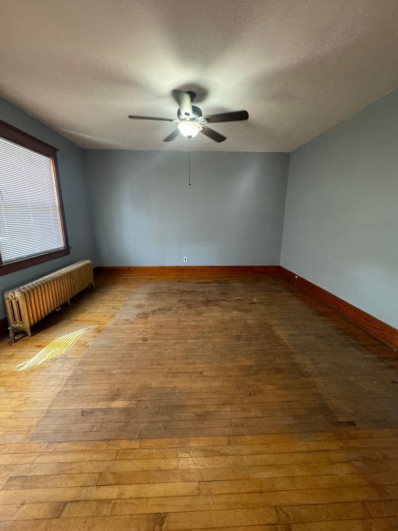 Amsterdam Apartment: 38 CRANE ST. AMSTERDAM, NY 12010
