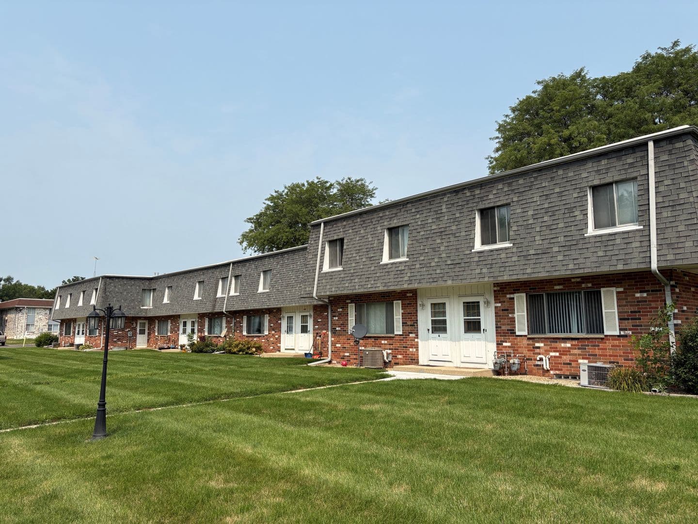 Beaver Dam Apartment: 1000 South Lincoln Avenue