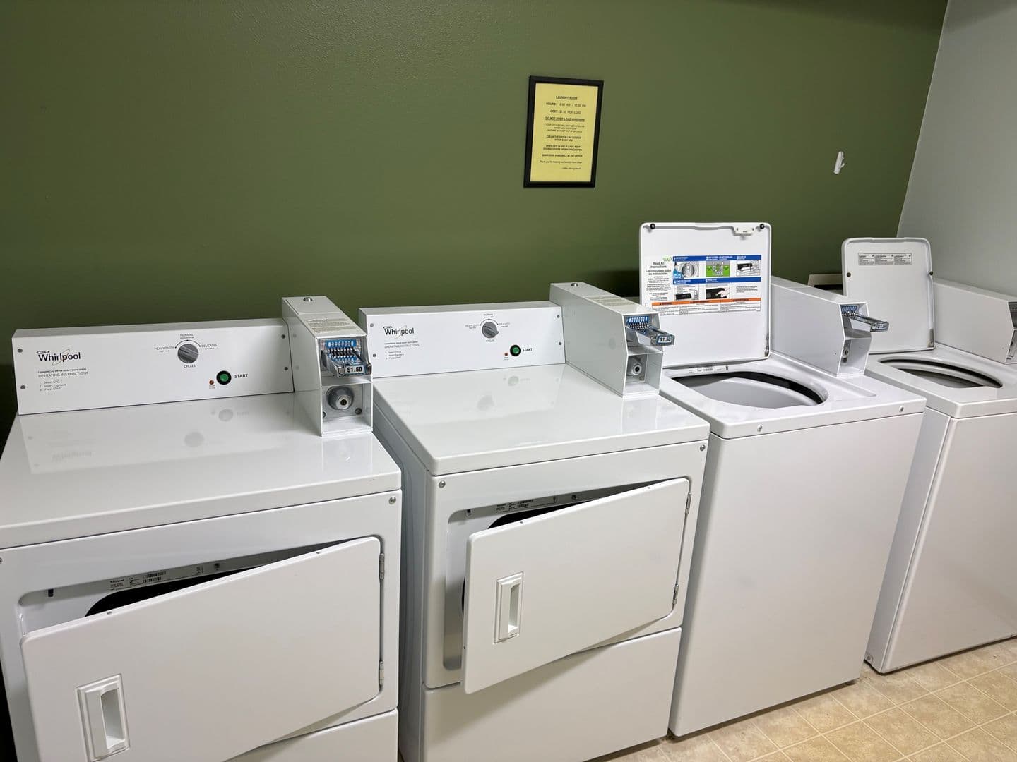 Oak Creek Apartment: 8935 South Wood Creek Drive