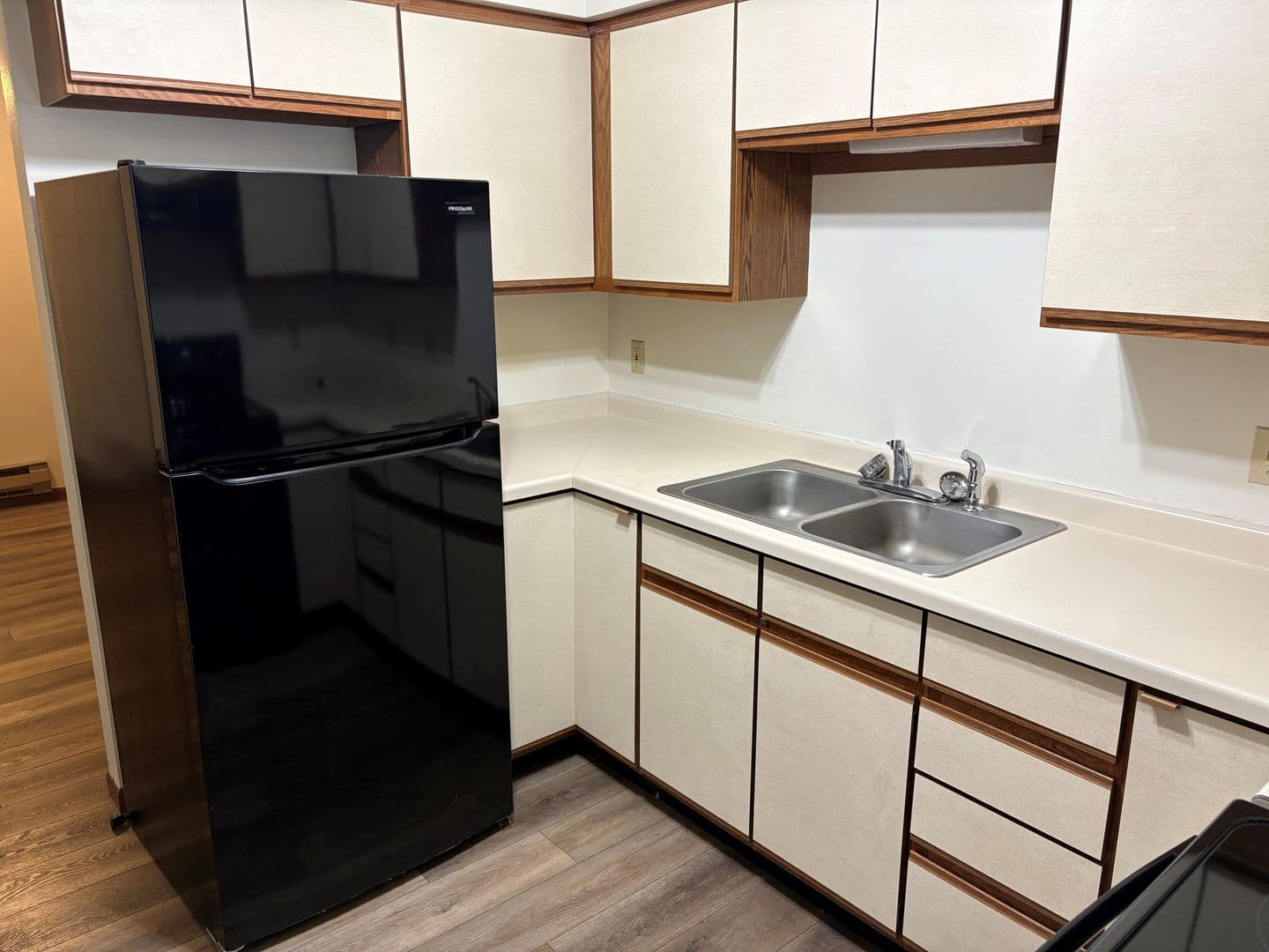 Merrill Apartment: 714-810 South State Street