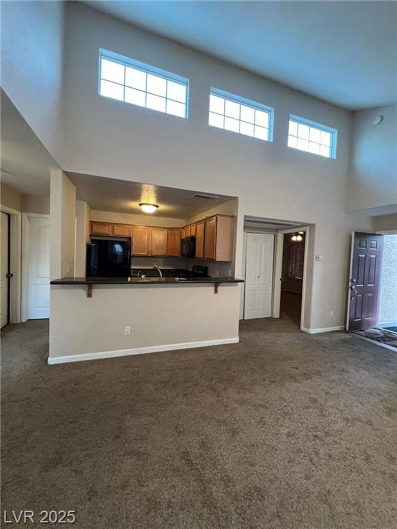Las Vegas Condo: 9325 W Desert Inn Rd. #206