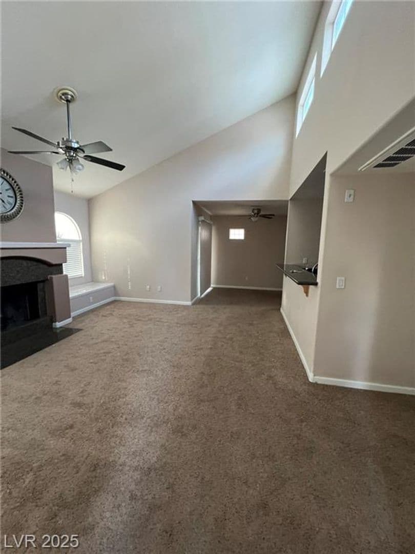 Las Vegas Condo: 9325 W Desert Inn Rd. #206